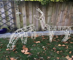 Set of 2 metal deer lawn decorations for Christmas lights